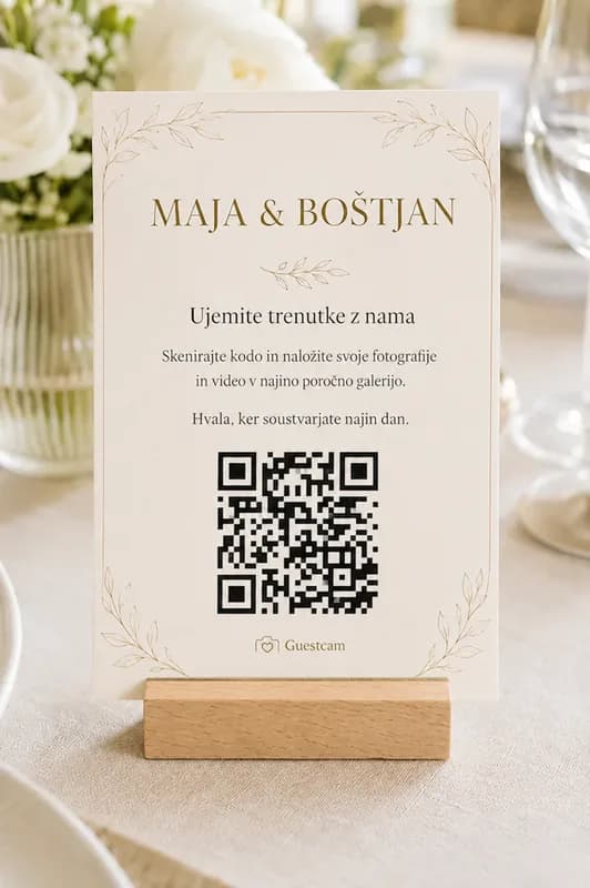 Drveni stalak za CamLove QR karticu